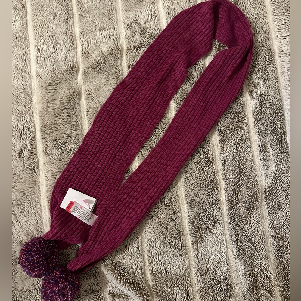 Scarf - Picture 2 of 2